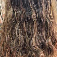 STILO Y BELLEZA NIDIA 7 PNG